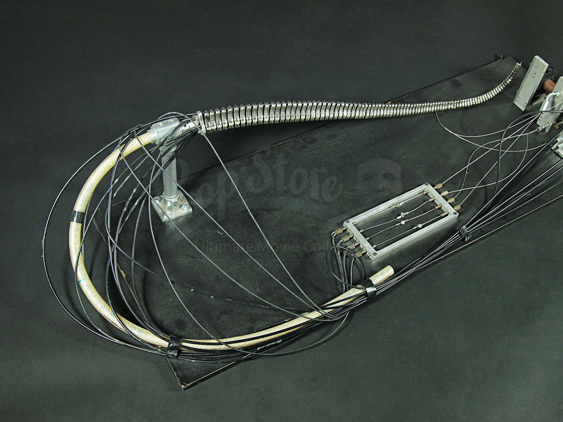 mechanical tentacle arm www