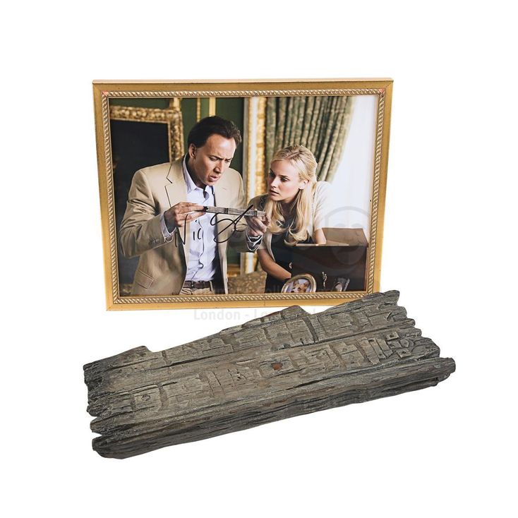 Resolute Desk Wooden Puzzle Piece NATIONAL TREASURE BOOK OF SECRETS