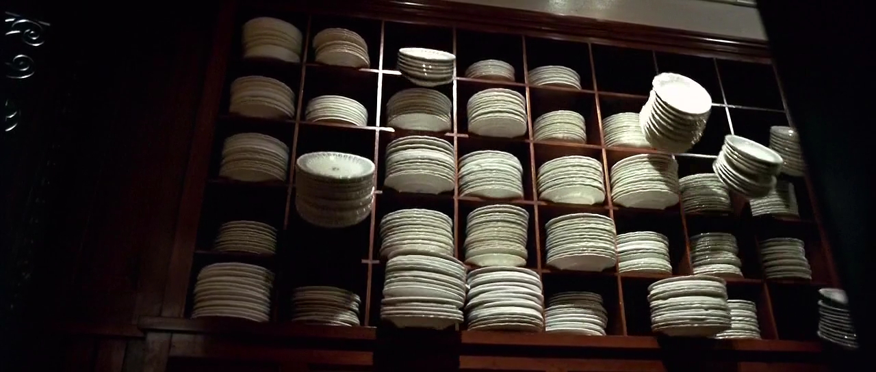 Unbroken Breakaway First Class Dinner Plate Prop Store Ultimate