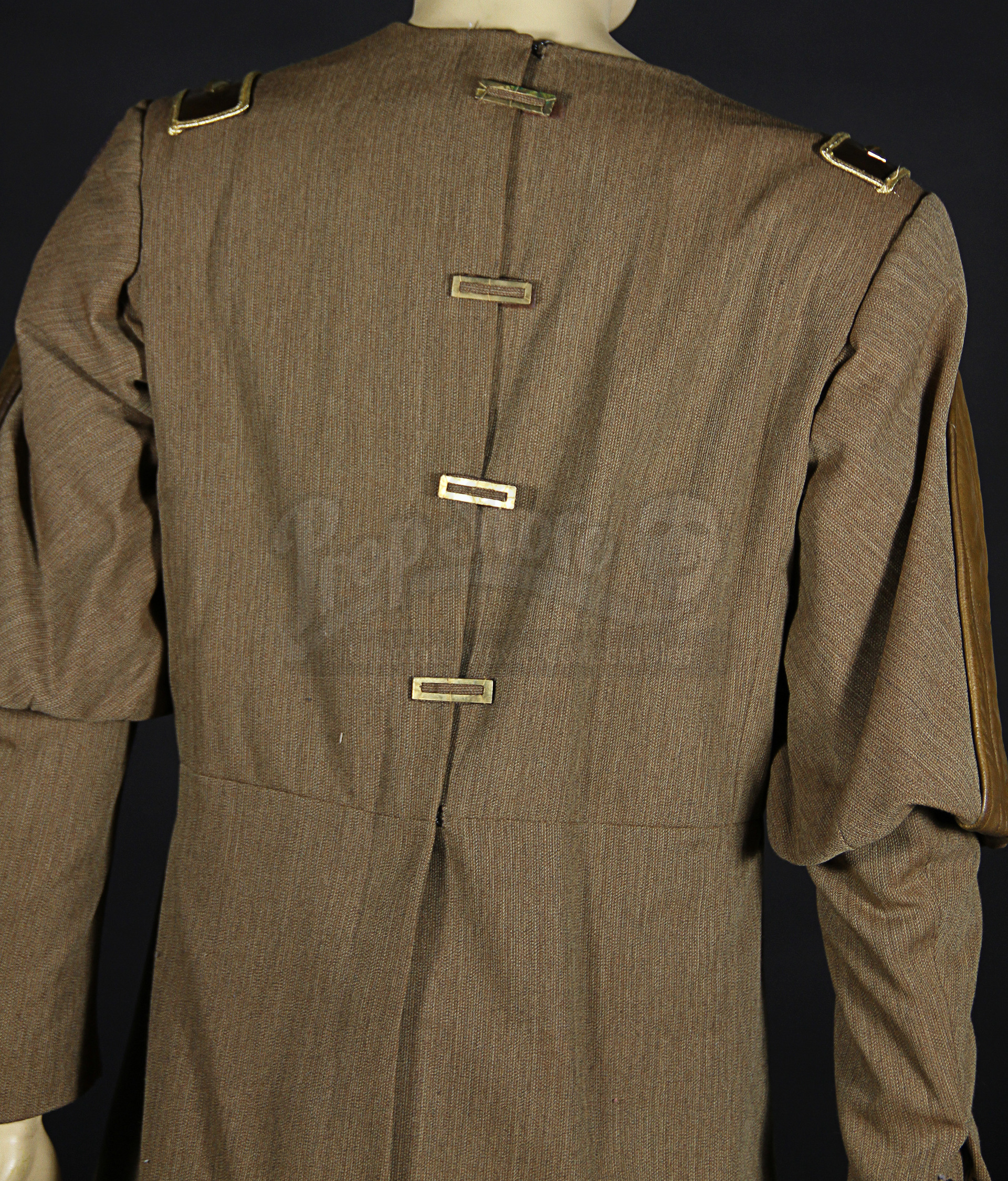 House Atreides Officer Uniform Prop Store Ultimate Movie Collectables