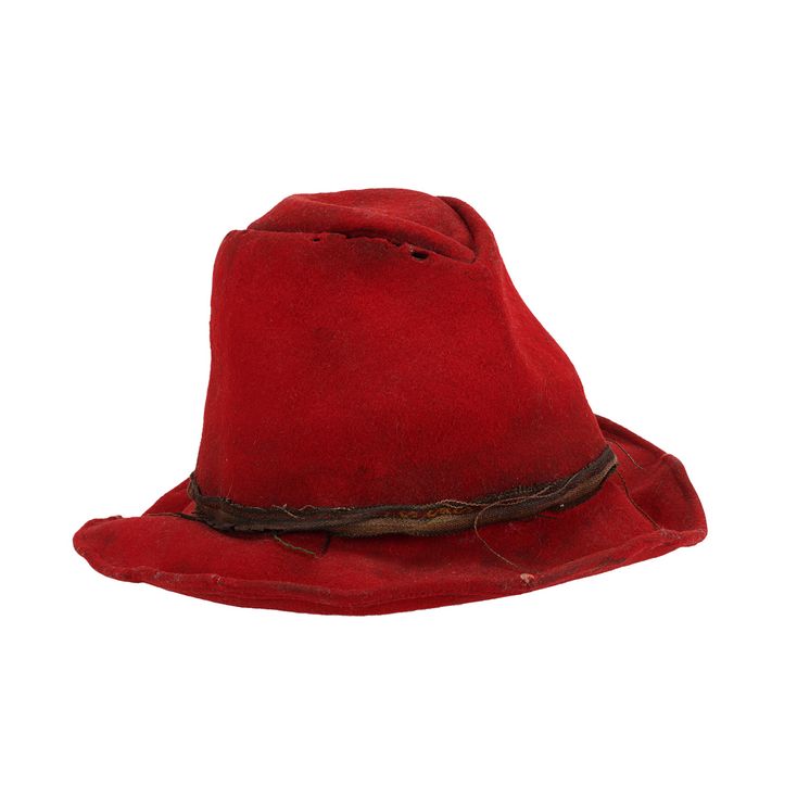 Lot 279 PADDINGTON 2 Paddington's (Ben Whishaw) Hat