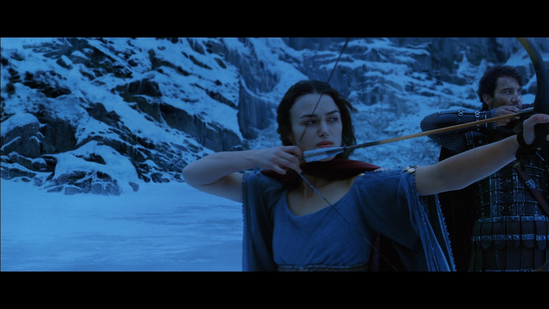 Guineveres (Keira Knightley) Tunic and Red Cloak | KING ARTHUR (2004)