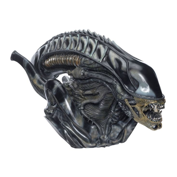 ALIENS (1986) - 449. Sideshow Collectibles 1:1 Scale Alien Warrior