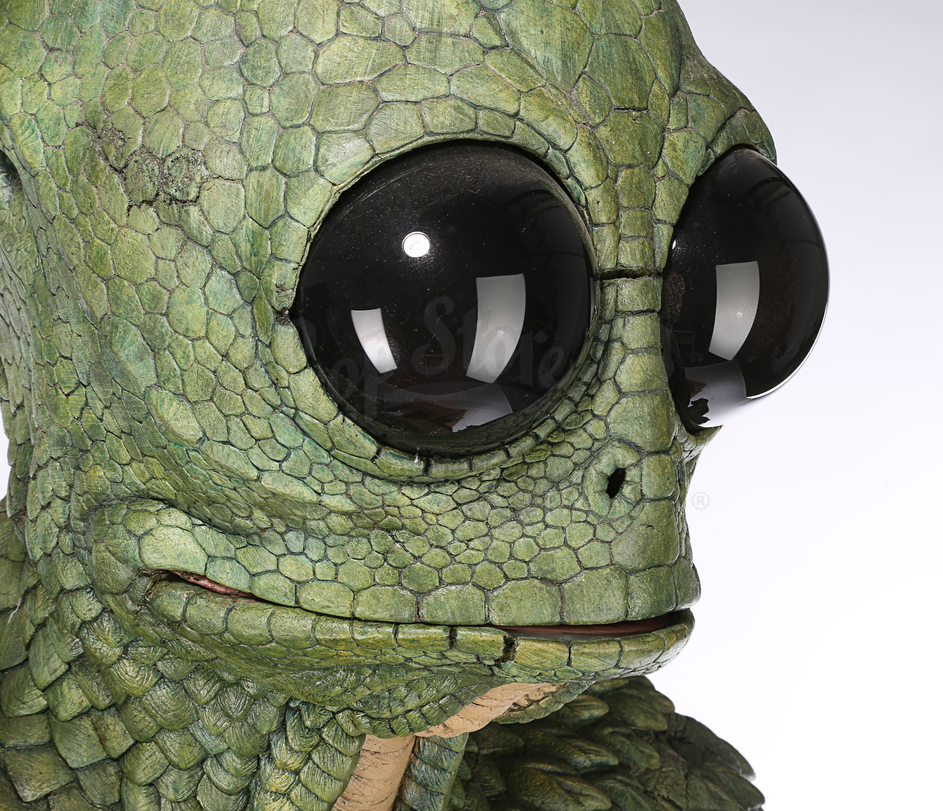 Sleestak Creature Costume Prop Store Ultimate Movie