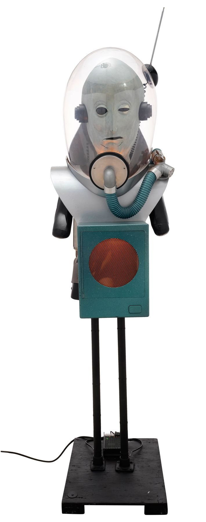 763. Light-Up Alien Head and Costume Replicas ### THE MAN FROM PLANET X ...