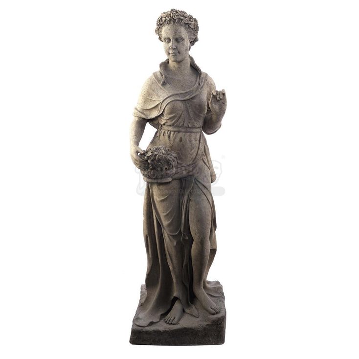 Lot 90 THE HAUNTING OF HILL HOUSE Hill House Statue HAUNTING OF