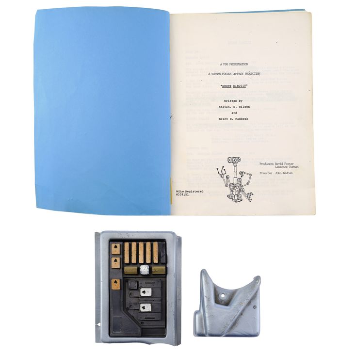 Lot 1122 - Johnny 5 (Tim Blaney) Robot Components with Eric Allards ...