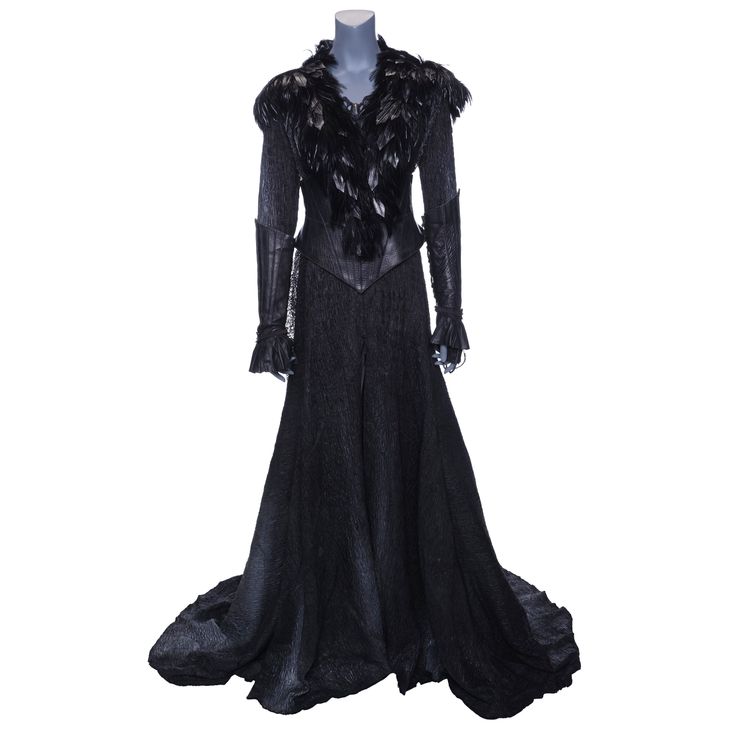 Muriels Stunt Costume | HANSEL & GRETEL: WITCH HUNTERS (2013)