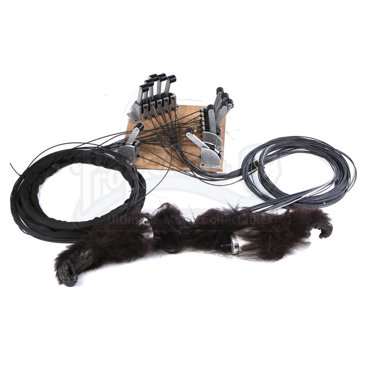 Lot 223 Mechanical Baby Joe Puppet Hands MIGHTY JOE YOUNG (1998)