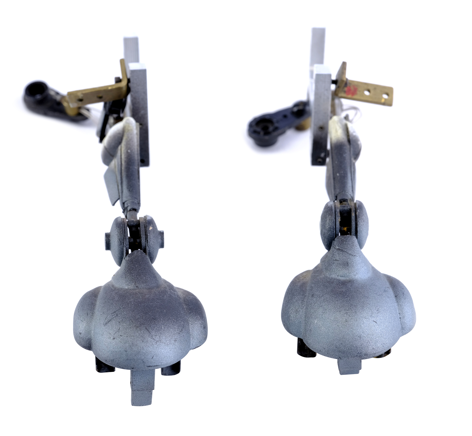 Lot 551 Batteries Not Included (1987) Mechanical FixIt Feet