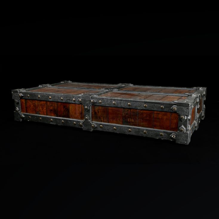 Lot 199 Warcraft Auction Large Weapons Chest WARCRAFT