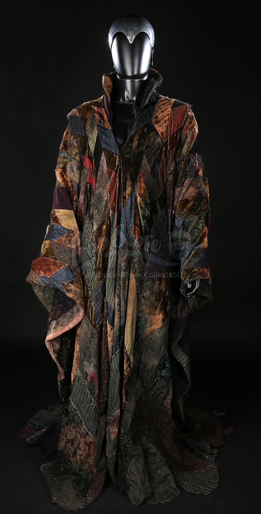 Thom Merillin Robe Propstore - Find Your Extraordinary