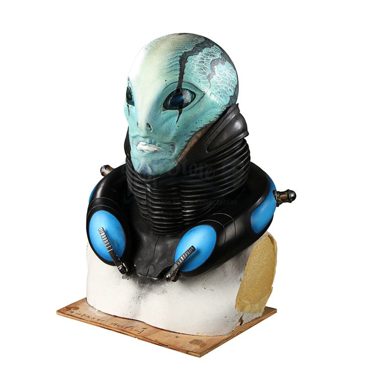 Abe Sapien (Doug Jones) Appliance and Stunt Breathing Apparatus HELLBOY II THE GOLDEN ARMY (2008)