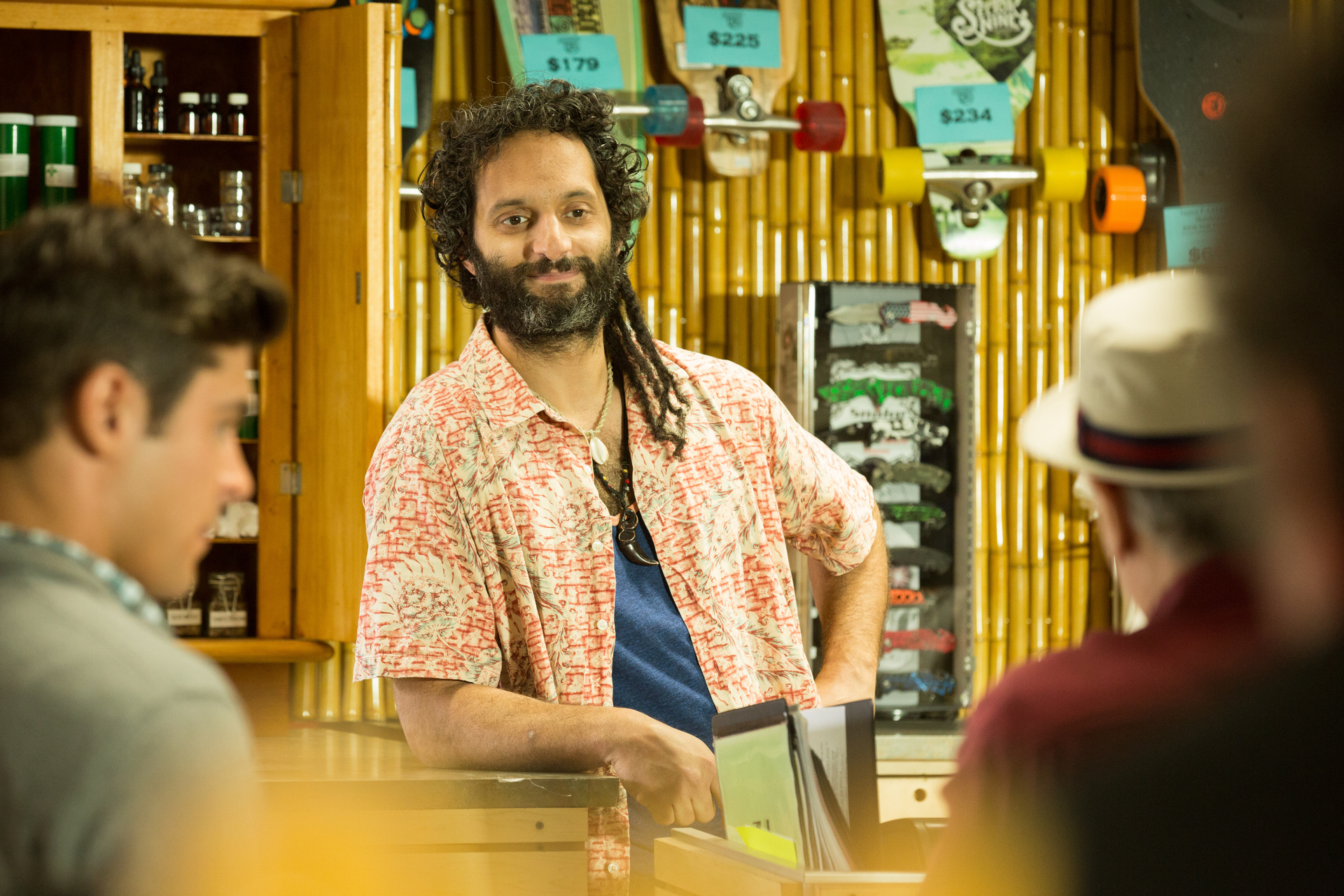 Tan Pams (Jason Mantzoukas) Surf Shop Bag Set DIRTY GRANDPA (2016)